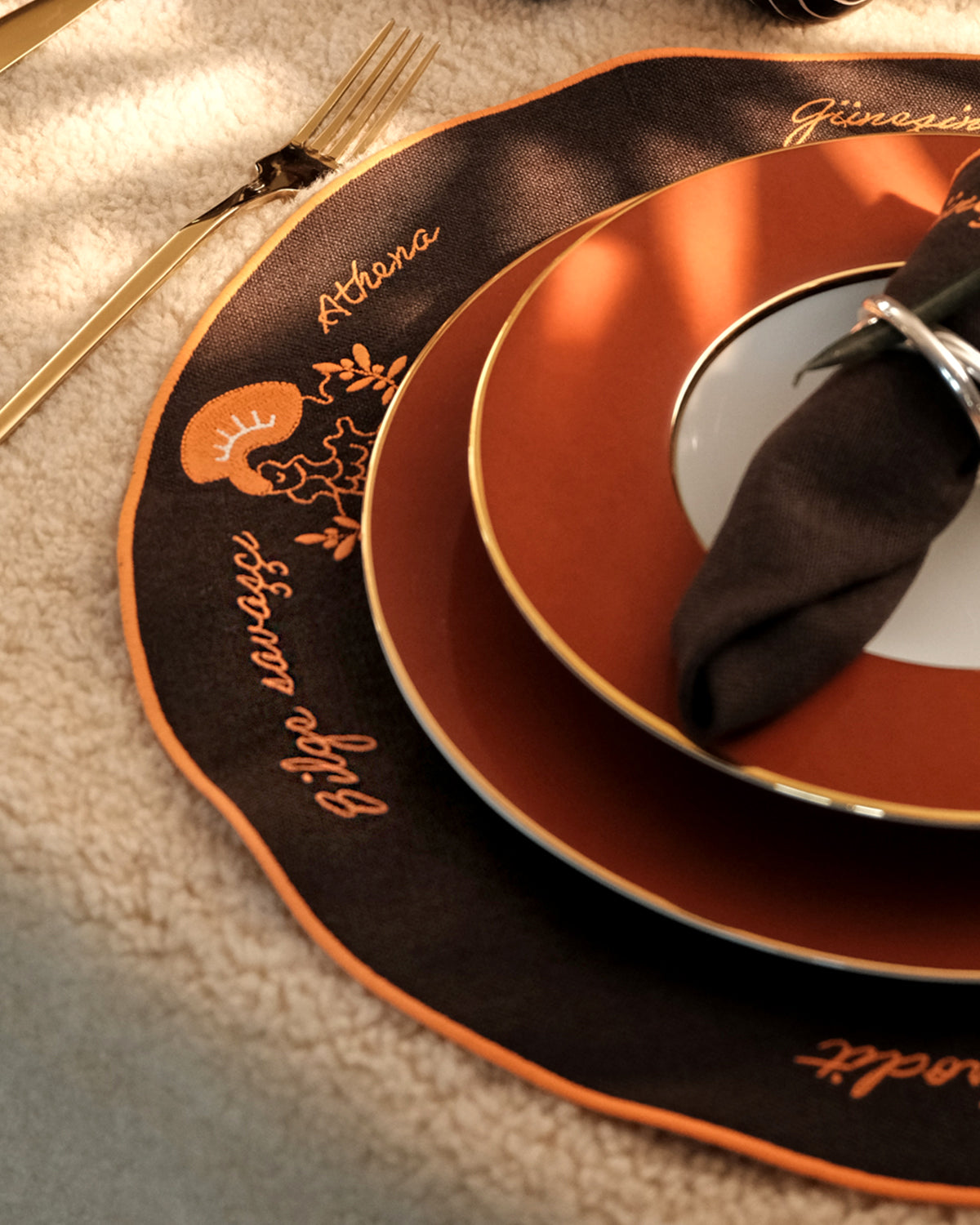 Bilge Üçlü - Kahve